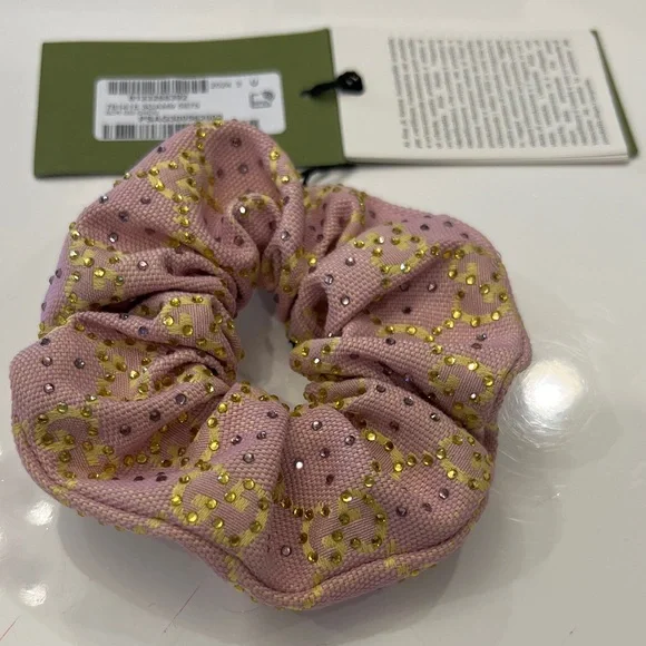 Gucci Pink and Gold Patterned Hair Scrunchie display picture 3